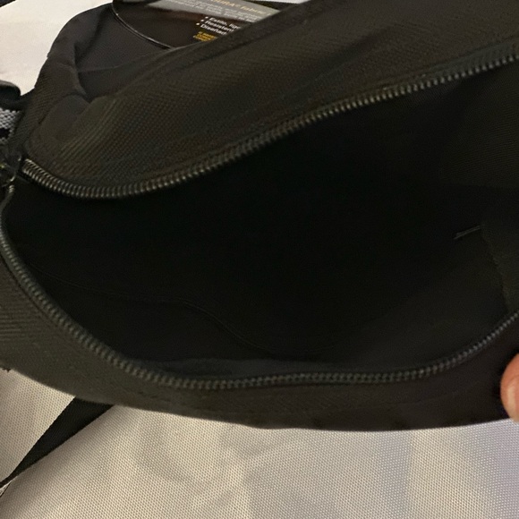 Supreme Cordura shoulder bag black NWT - Picture 6 of 6